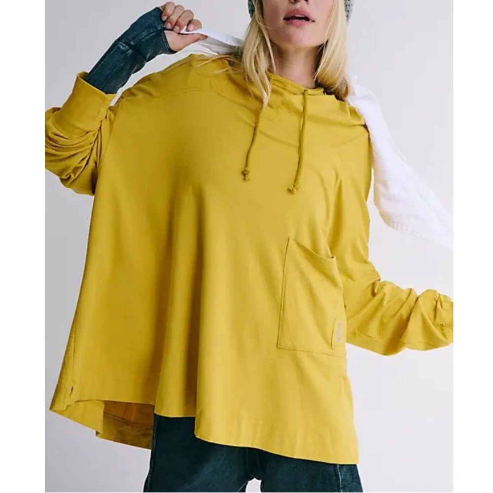 NWOT Hot Shot hooded layer by FP Movement from Free People in size XS